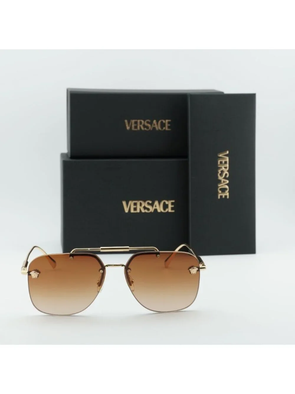 Versace model ve2296